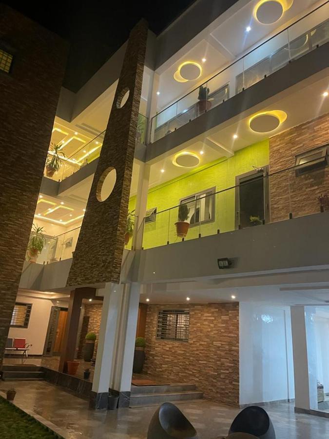 Complexe Hotelier And واغادوغو المظهر الخارجي الصورة