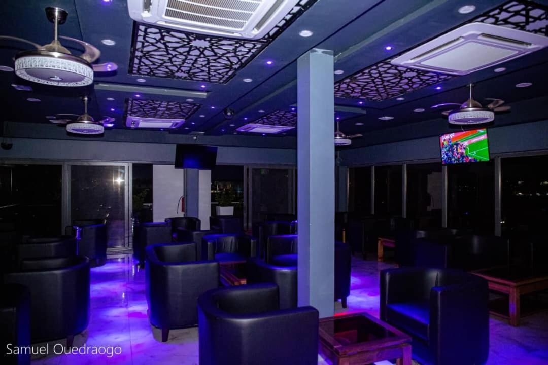 Complexe Hotelier And واغادوغو المظهر الخارجي الصورة